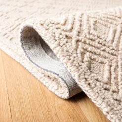 Lola Geometric Tufted Rug - Safavieh -Northlight Shop Sales GUEST 9e24a8dc 193c 4ec3 914d 32a9792e84d8